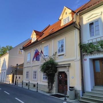 Ipavčeva hiša